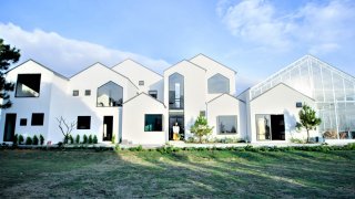 J'adore Homestay Đà Lạt - Homestay nhà kính trắng đẹp không góc chết