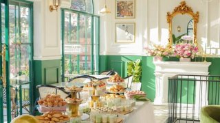 Cung điện bánh ngọt có view đồi núi xanh mát giữa lòng Đà Lạt