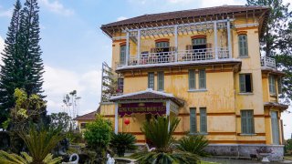 Kiến trúc lò sưởi độc đáo tại cung Nam Phương Hoàng Hậu