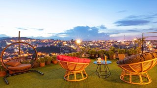 Đà Lạt Golf Cafe - Thu trọn vẻ đẹp của thành phố từ mọi góc nhìn