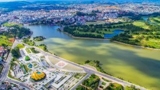 Lắp đặt thí điểm hệ thống đèn tín hiệu giao thông ở 6 vị trí tại Đà Lạt