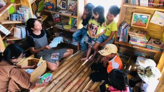 Bỏ phố về rừng, chàng trai xây dựng thư viện cho trẻ em vùng sâu