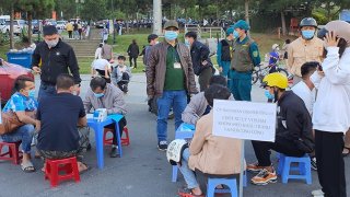 Đà Lạt xử phạt 14 người 28 triệu đồng vì cố tình không đeo khẩu trang nơi công cộng