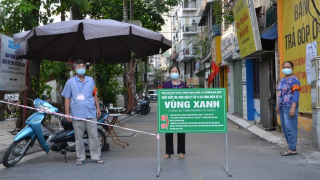 Những tình nguyện viên U70 ngày đêm bám chốt góp sức bảo vệ "vùng xanh"