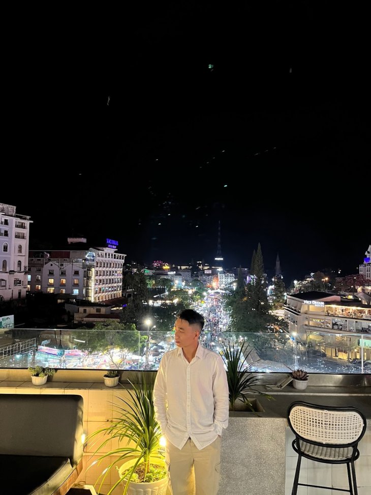 Góc Paris về đêm