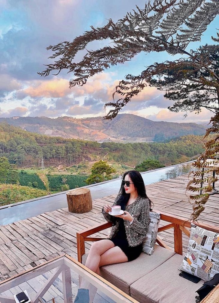 Ca Phe Ngam Binh Minh Da Lat Mountain View 2