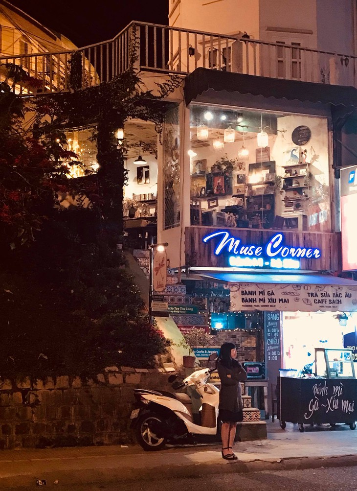 The Muse Corner Cafe