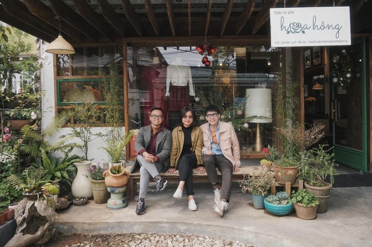 Tiem Ca Phe Hoa Hong