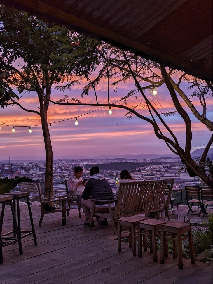 Thanh Pho Da Lat Ve Dem Hai A Cafe