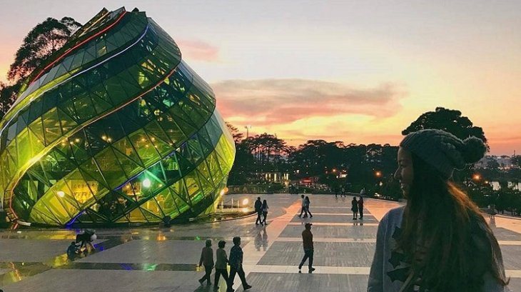 Thanh Pho Da Lat Ve Dem Quang Truong Lam Vien 1