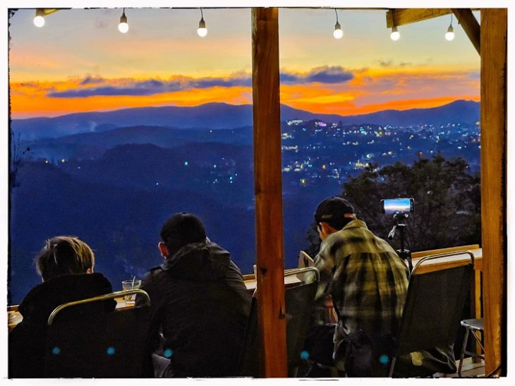 Thanh Pho Da Lat Ve Dem Rung Na Uy 1