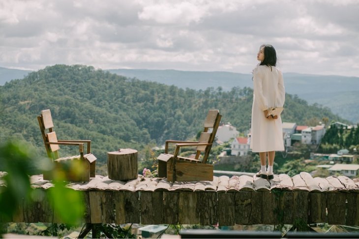 Thanh Pho Da Lat Ve Dem Tiem Cafe To Chim 1