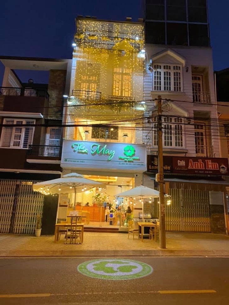 The May Nha Hang Gan Le Hoi Hoa Da Lat