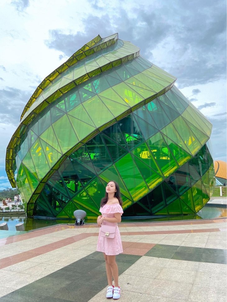 Quang Truong Lam Vien 