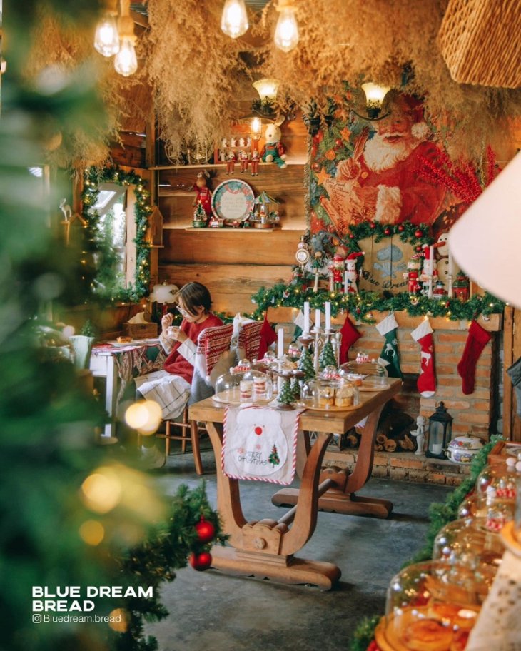 Blue Dream Bread Cafe Giang Sinh O Da Lat