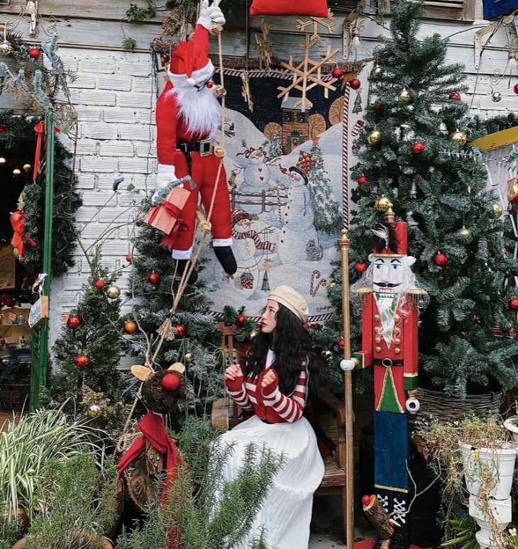 Duoi Tan Thong Gia Coffee House 1