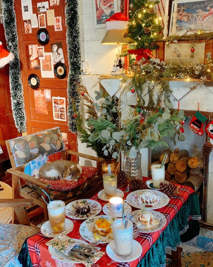 Duoi Tan Thong Gia Quan Cafe Giang Sinh Da Lat 2