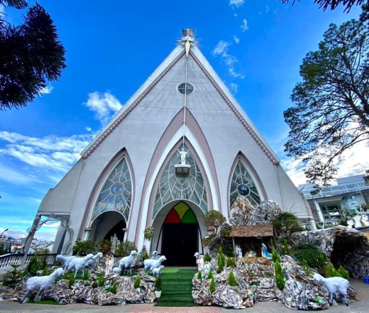 Nha Tho Thanh Tam Da Lat 1