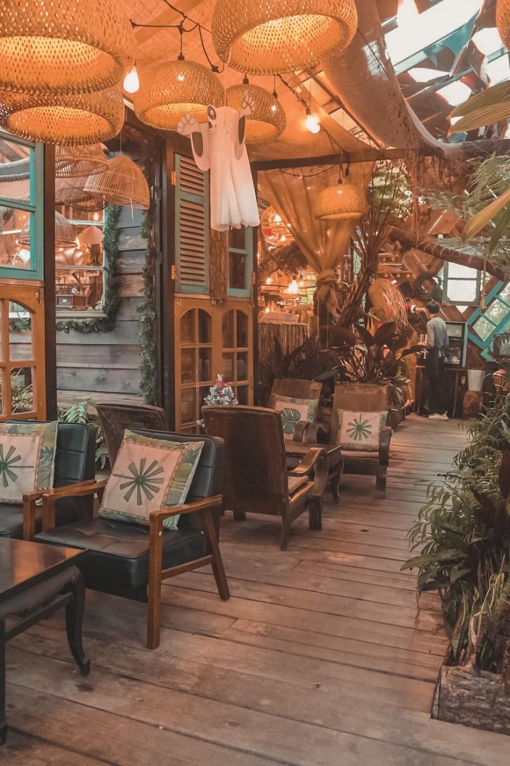 Near Coffee Da Lat 1