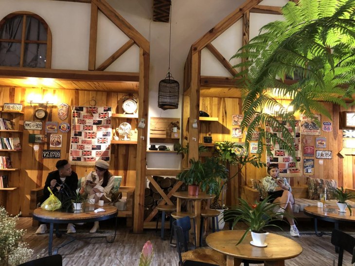 Quan Cafe Da Lat Woodstock Da Lat