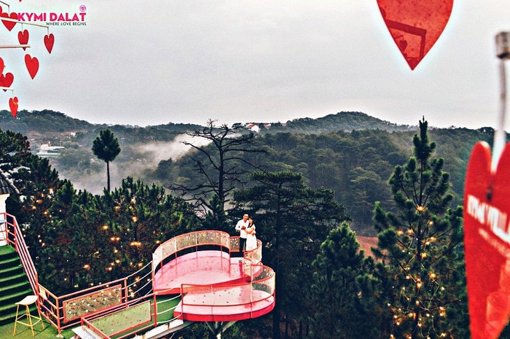 Kymi Villa Khach San Da Lat View Rung Thong 1