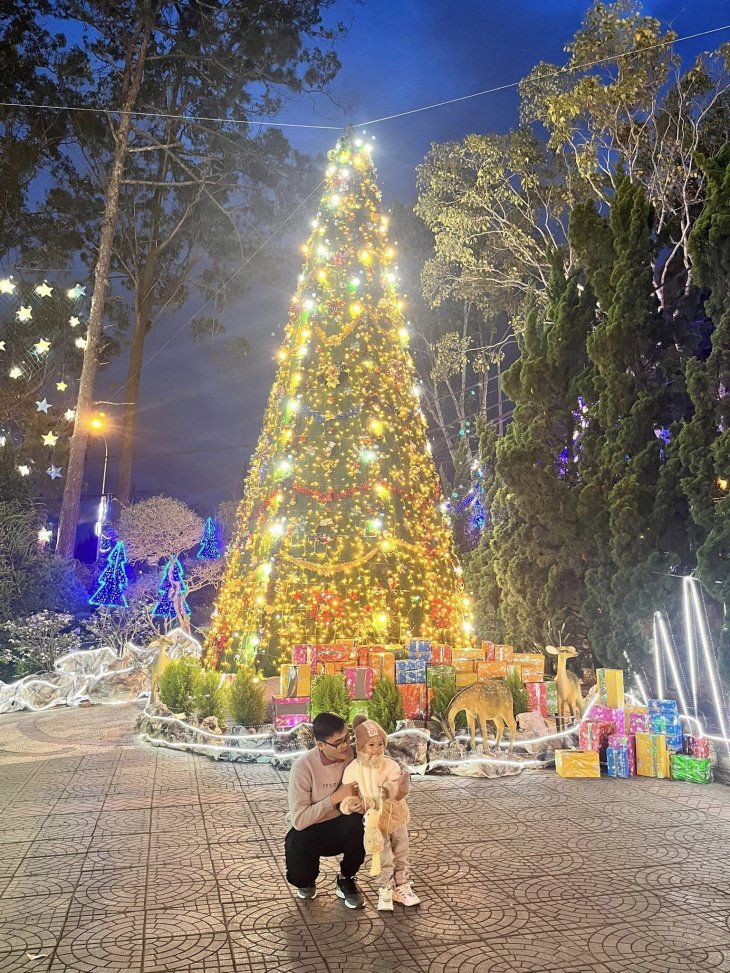 Giang Sinh Nha Tho Con Ga 2022