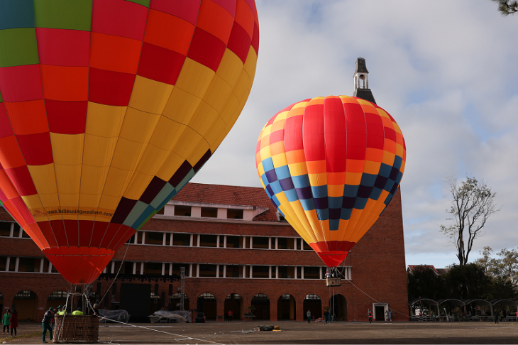 Le Hoi Khinh Khi Cau Da Lat