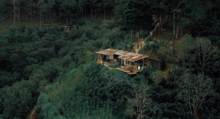 Nha Hang Lang Man O Da Lat In The Forest