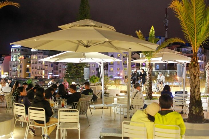 Dem Nhac Acoustic Tai Quan Cafe Tasty Da Lat