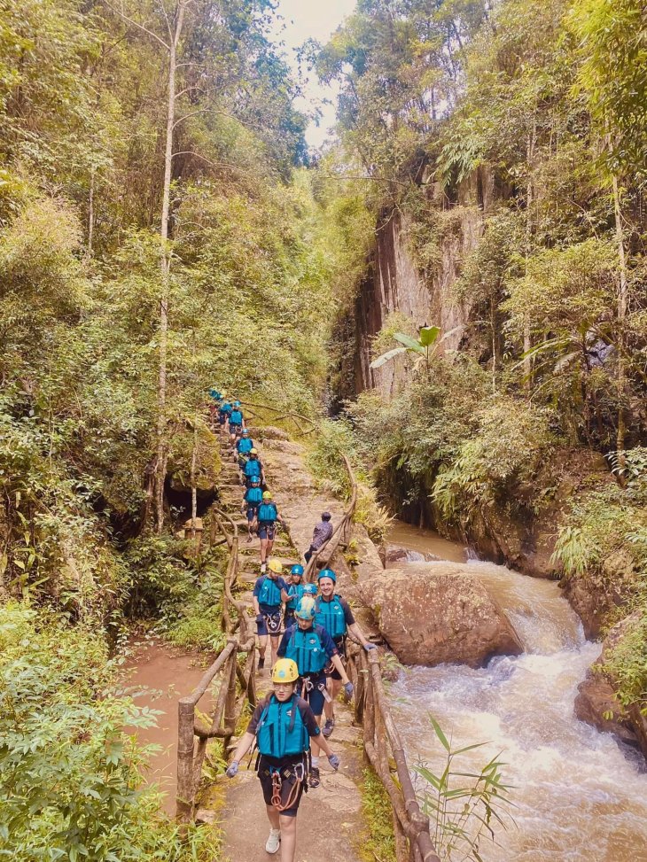 Trekking Da Lat Xuyen Rung
