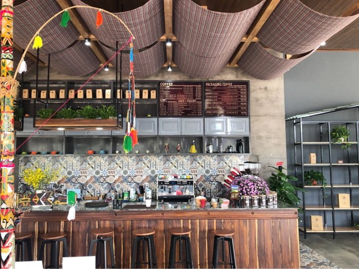 Khong Gian Quan Cafe Thuy Thuan