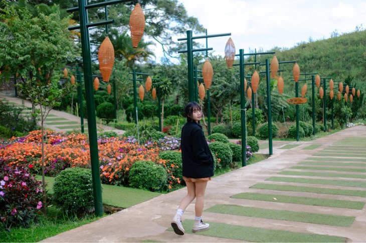 Khuon Vien Khu Du Lich Thuy Thuan