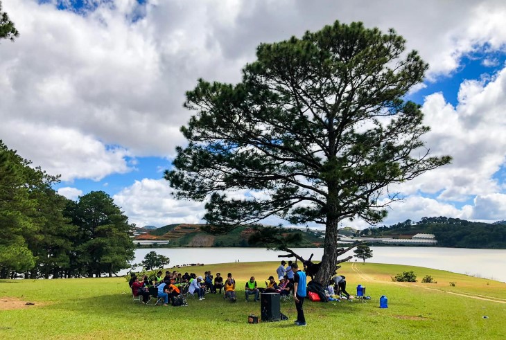 Teambuilding Ho Suoi Vang Da Lat