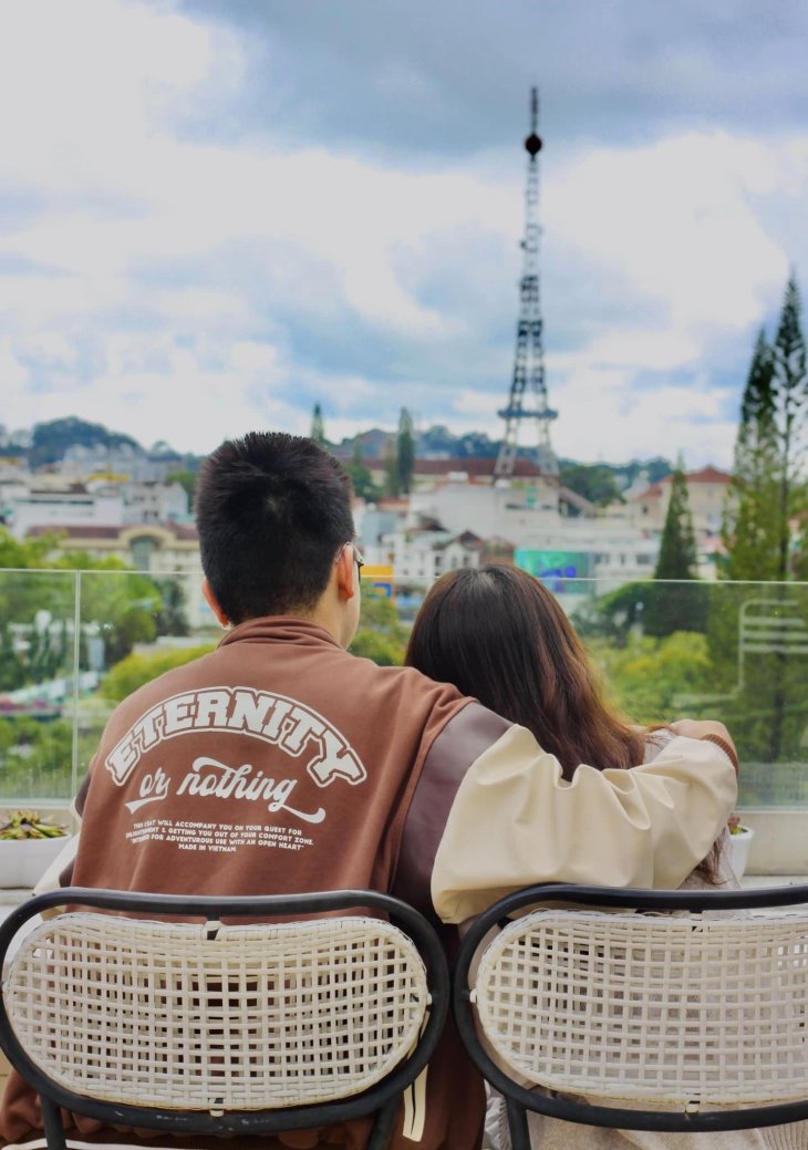 Cafe Cho Cap Doi TASTY Da Lat 1