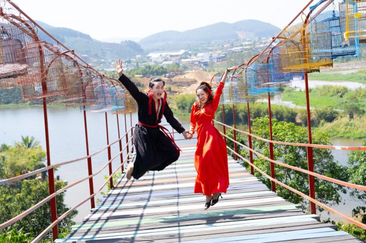 Cafe Chup Hinh Cuoi Me Linh 2