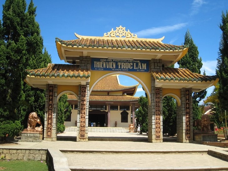 Chua O Da Lat Thien Vien Truc Lam 1