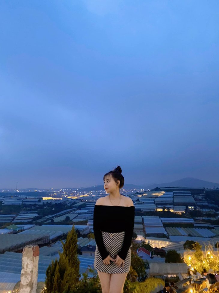 Ao Tre Vai Chan Vay Ngan