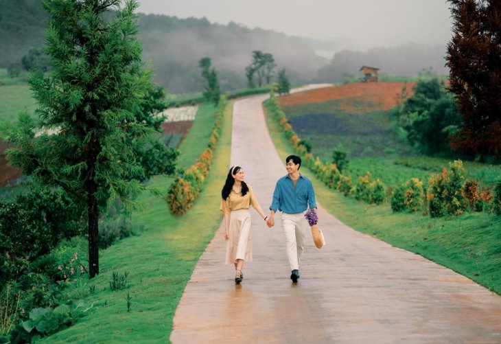 Di Da Lat Thang 7 Mac Gi 1