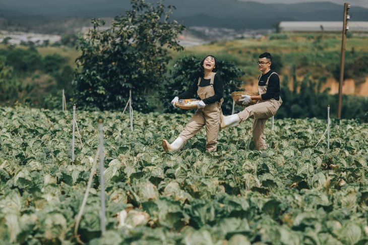 Do Doi Chup Hinh Cuoi Da Lat 11