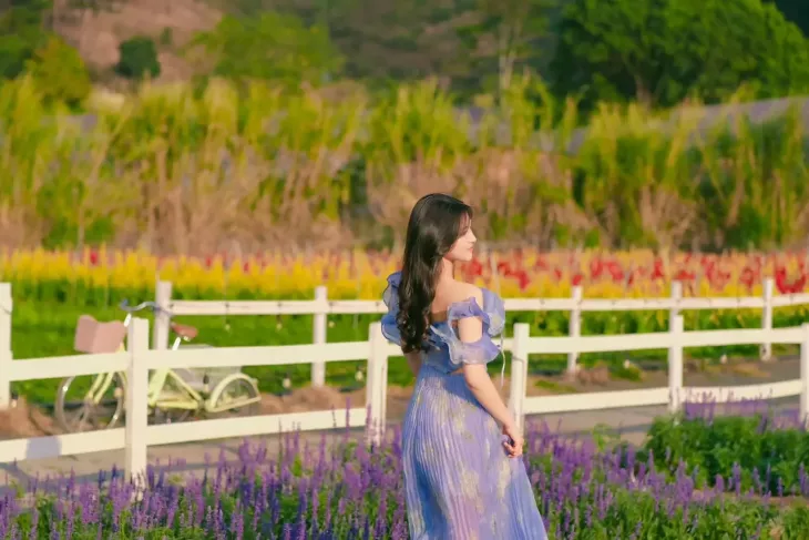 Vườn hoa tại Hoa May Garden