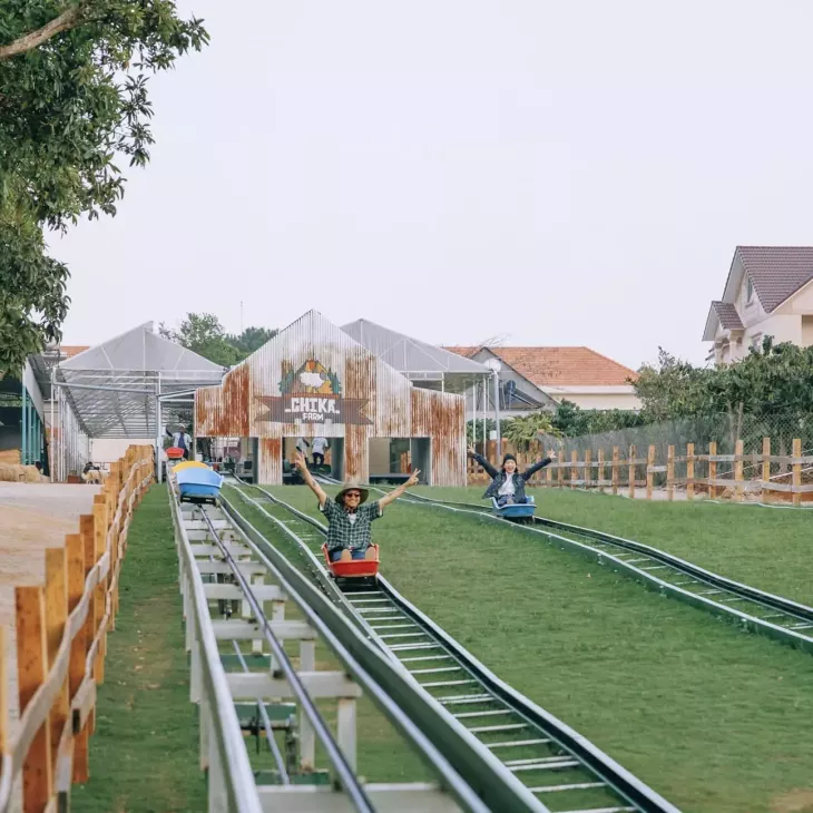 Truot Co Chika Farm Moi