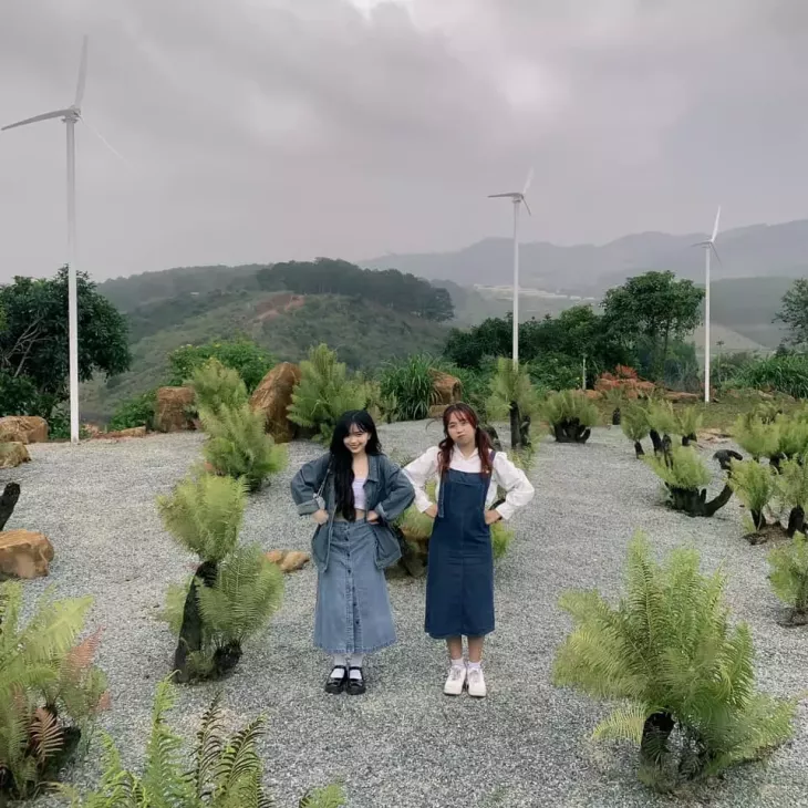 Thao Nguyen Xanh Doi Quat Gio