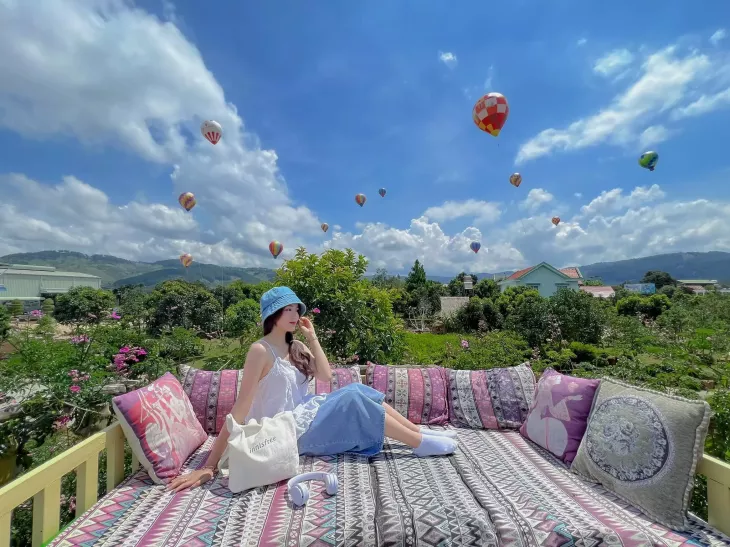 Vuon Khinh Khi Cau Ta Nung